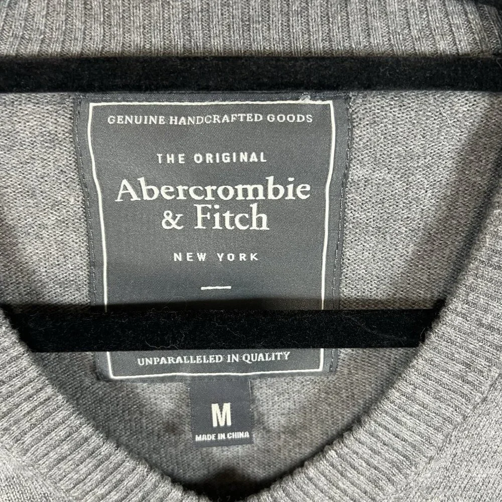 Abercrombie & Fitch Mens Gray Sweater Muscle V Neck Size‎ M Wool Blend Preppy
